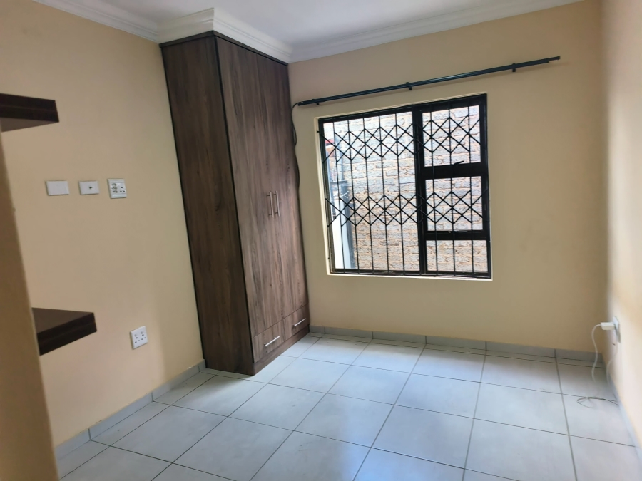 To Let 1 Bedroom Property for Rent in Ikageng North West